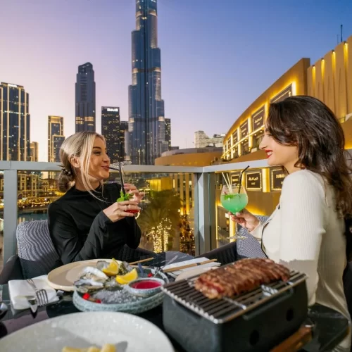 7 Smart Ways to See the Burj Khalifa at Night Without the Crowds 7 Smart Ways to See the Burj Khalifa at Night Without the Crowds